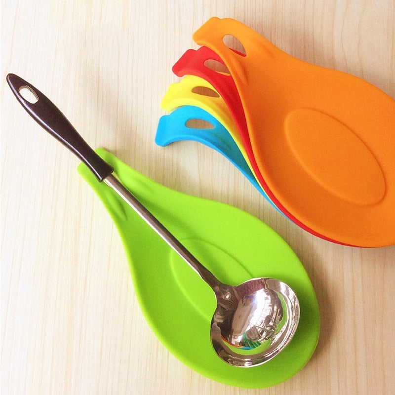 Pack of 5 Spoon Holders - Kitchen Utensil - Cooking Tool - Heat Resistant (Random Color)