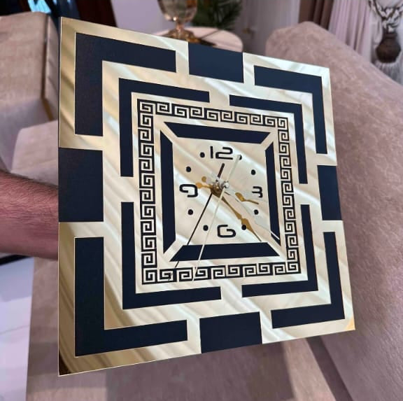 Luxury wall clock